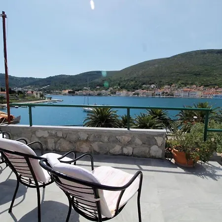 Karlo Apartment Vis
