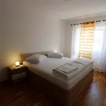 Karlo Apartamento